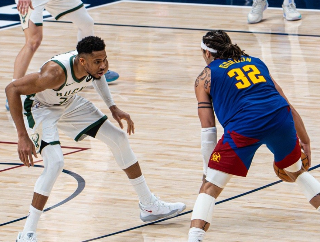 开云官网-1胜9负，夺冠热门慢慢倒下！作为联盟第一人，或许你被高估了